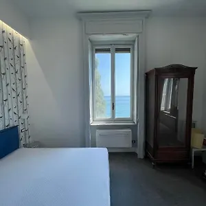 Villino Saraceno Rostain Bed & Breakfast